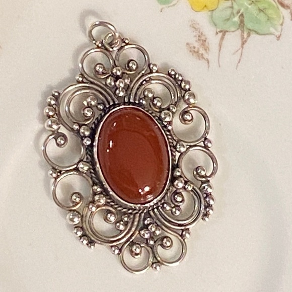 Vintage Mexico Sterling Silver Filigree Pendant with Carnelian Stone - Picture 3 of 11